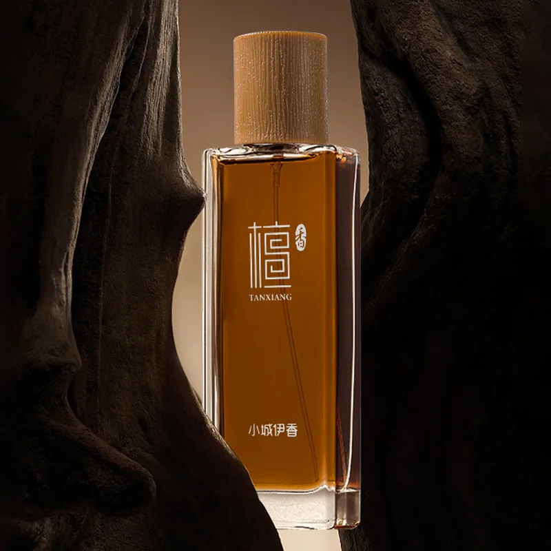 50ml Sandalwood Eau de Toilett - Perfume The Fragrance recension och pris
